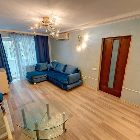 Apartamenty Na Dragomirova 10A Kiew Exterior foto