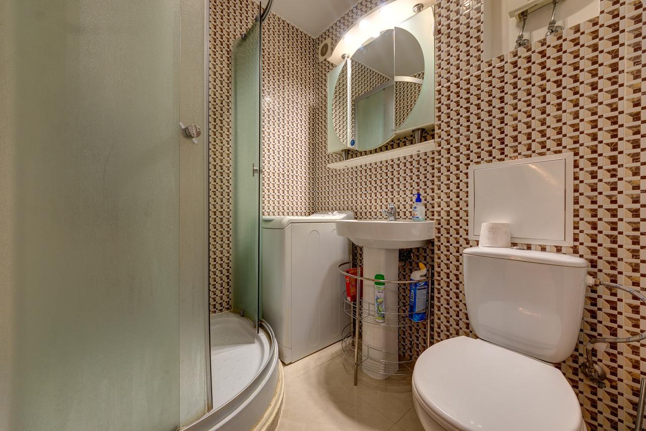 Apartamenty Na Dragomirova 10A Kiew Exterior foto