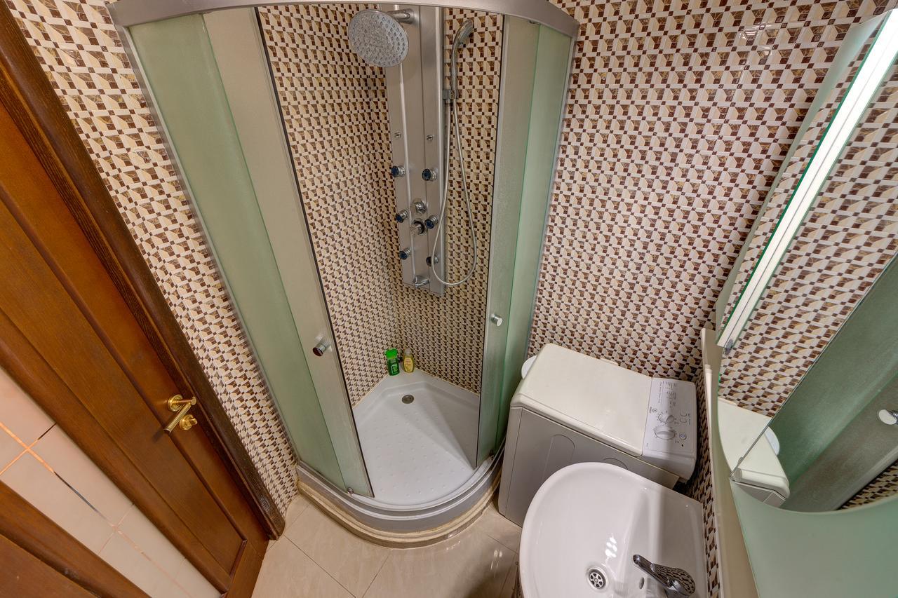 Apartamenty Na Dragomirova 10A Kiew Exterior foto